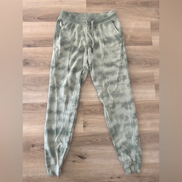 Old Navy Green Tie-Dye Jogger Sweatpants, Unisex, Size S Tall | Like New - Picture 2 of 9